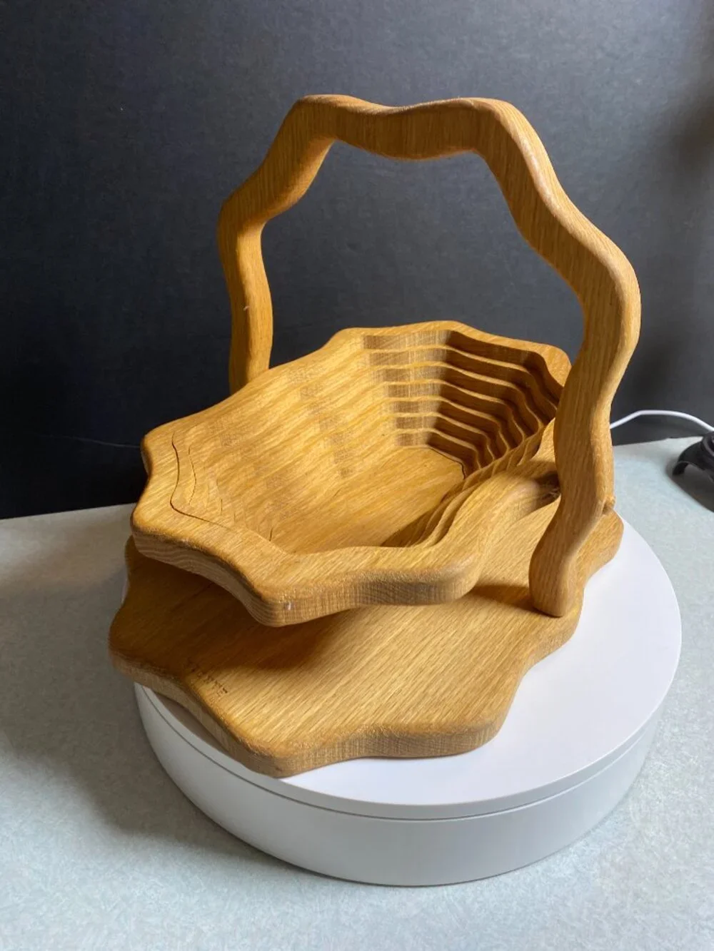 Handcrafted Wood Collapsible Basket Bowl – Sculptural Bentwood Handle, Folk Art